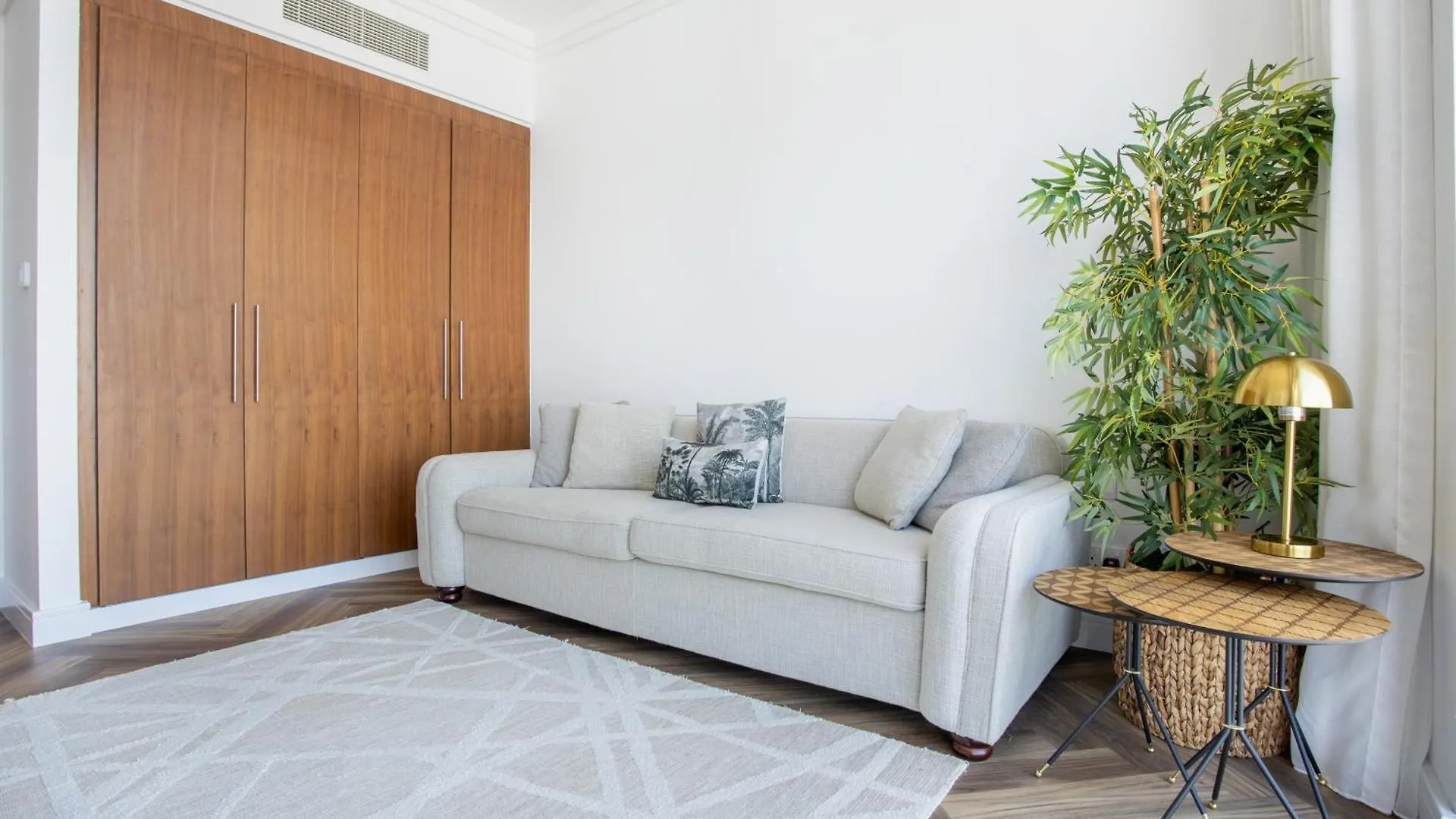 Wehost - Downtown Luxury 4Br Apartment With Panoramic Views Dubai